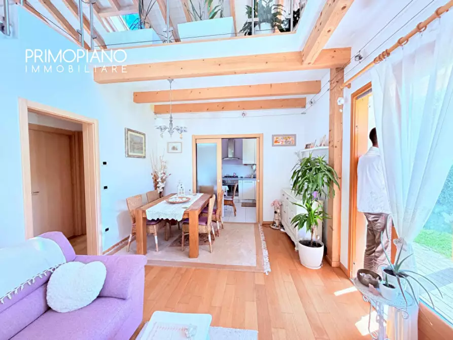Immagine 3 di Villa in vendita  in Frazione Frisanchi a Altopiano Della Vigolana