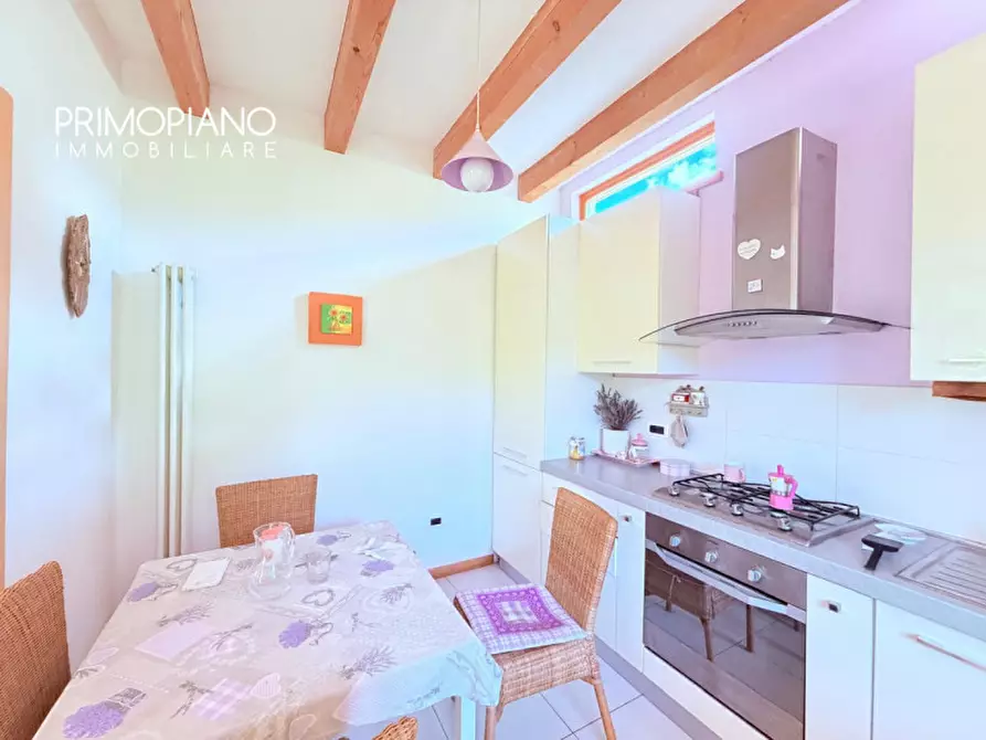 Immagine 8 di Villa in vendita  in Frazione Frisanchi a Altopiano Della Vigolana