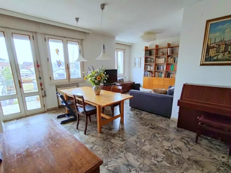 Immagine 1 di Appartamento in vendita  in Via Palestro a Padova