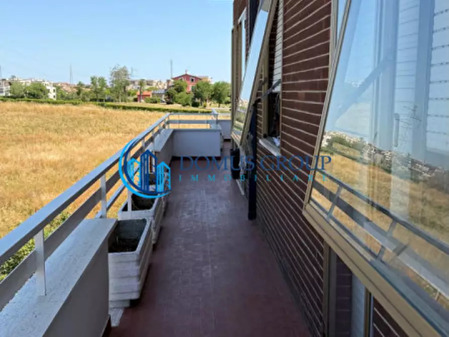 Immagine 16 di Appartamento in vendita  in via forno saraceno a Roma
