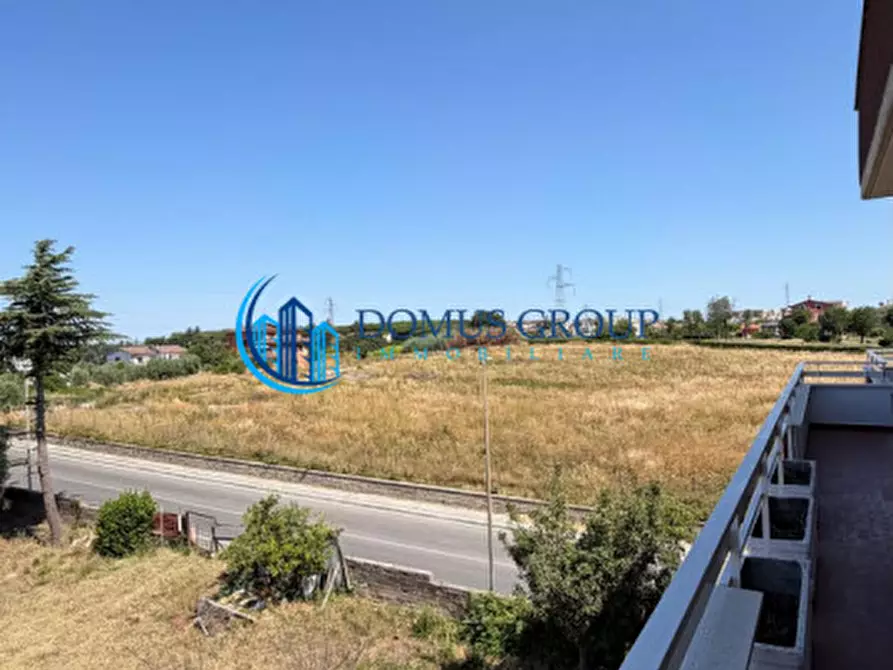 Immagine 18 di Appartamento in vendita  in via forno saraceno a Roma