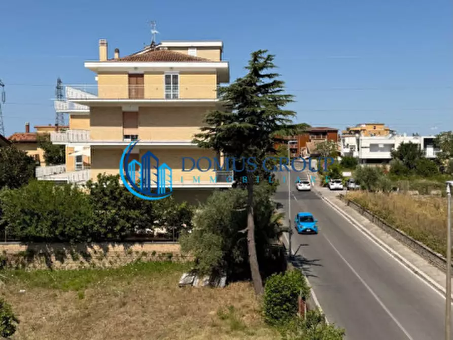 Immagine 25 di Appartamento in vendita  in via forno saraceno a Roma