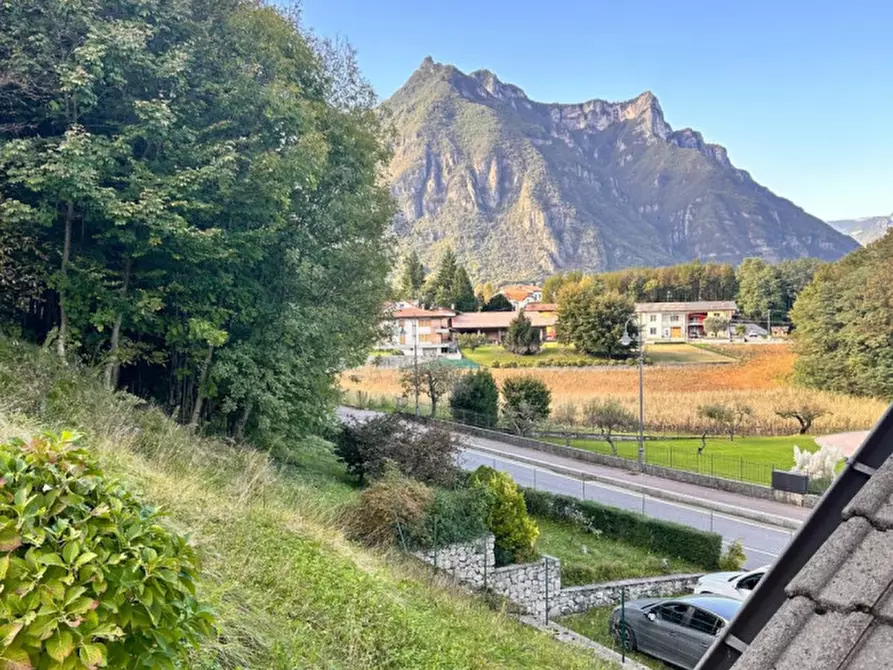 Immagine 3 di Casa indipendente in vendita  in Via Antonio  fogazzaro a Velo D'astico