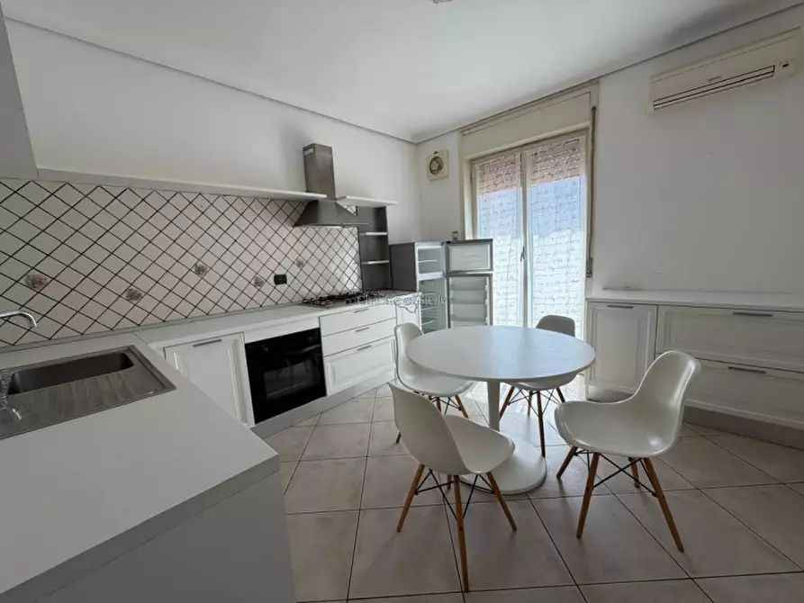 Immagine 8 di Appartamento in vendita  in Via Margherita Margani Nicosia a Ragusa
