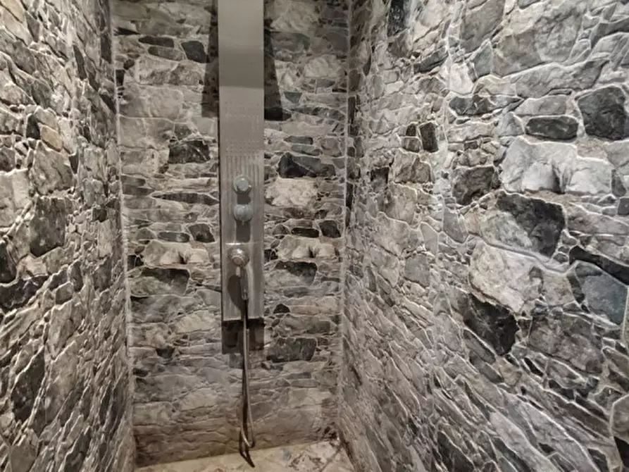 Immagine 14 di Monolocale in vendita  in Piazza V. Garelli, 2 a Beinasco