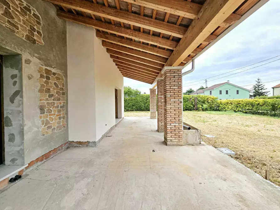 Immagine 3 di Casa indipendente in vendita  in VIA DOSSI a Borgo Veneto