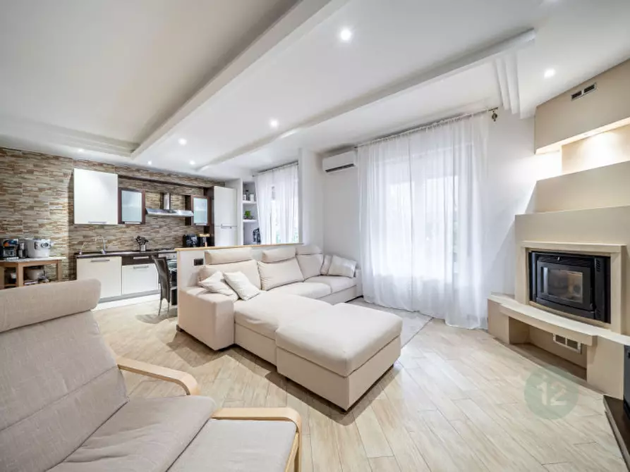 Immagine 1 di Appartamento in vendita  in Via Franklin Delano Roosevelt 124 a Carpi