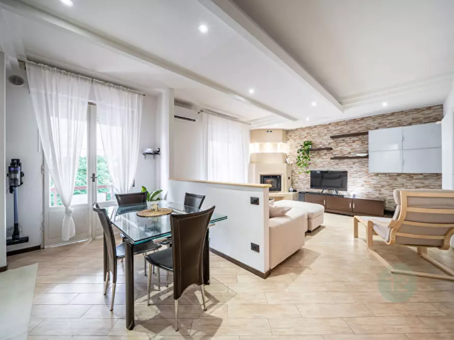 Immagine 2 di Appartamento in vendita  in Via Franklin Delano Roosevelt 124 a Carpi