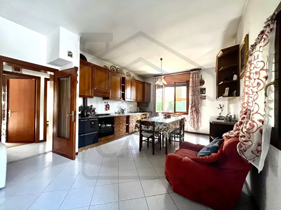 Immagine 1 di Casa bifamiliare in vendita  in Via Claudiana a Montegrotto Terme