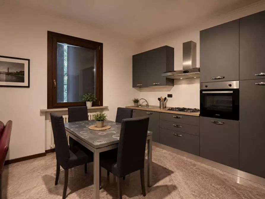 Immagine 12 di Villa in vendita  in via guglielmo marconi 74 a Montechiarugolo