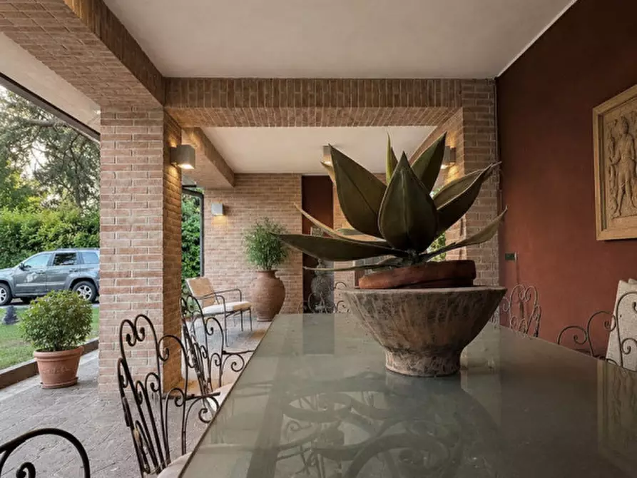 Immagine 23 di Villa in vendita  in via guglielmo marconi 74 a Montechiarugolo