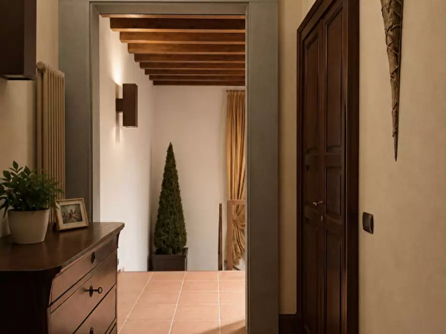Immagine 30 di Villa in vendita  in via guglielmo marconi 74 a Montechiarugolo