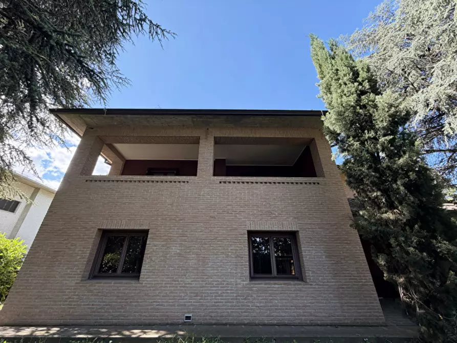 Immagine 44 di Villa in vendita  in via guglielmo marconi 74 a Montechiarugolo