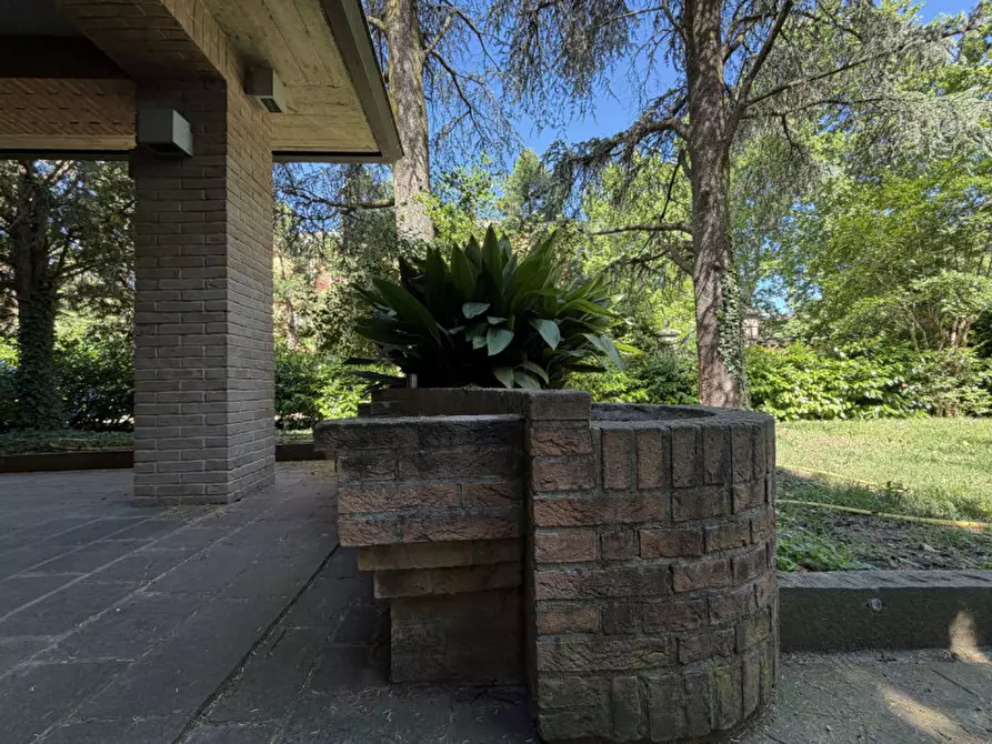Immagine 45 di Villa in vendita  in via guglielmo marconi 74 a Montechiarugolo