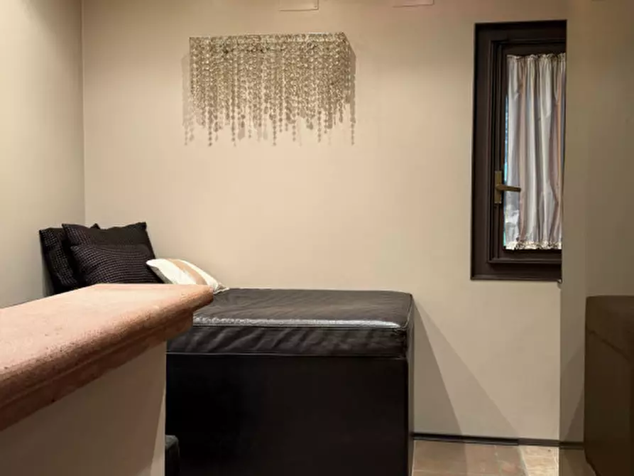 Immagine 48 di Villa in vendita  in via guglielmo marconi 74 a Montechiarugolo