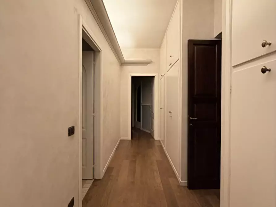 Immagine 51 di Villa in vendita  in via guglielmo marconi 74 a Montechiarugolo