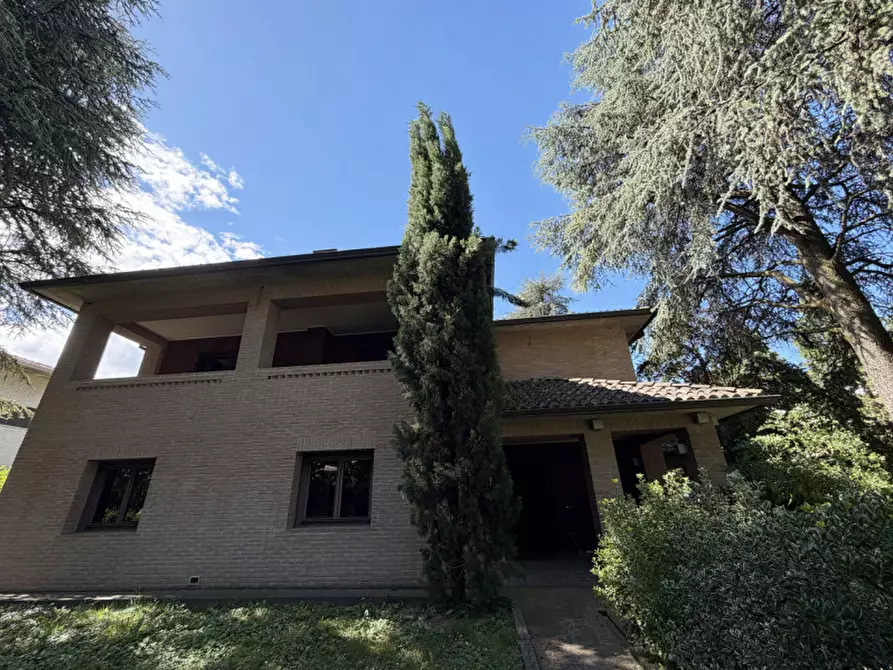 Immagine 56 di Villa in vendita  in via guglielmo marconi 74 a Montechiarugolo