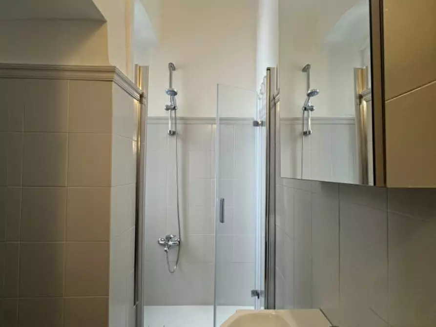 Immagine 16 di Appartamento in affitto  in Via Massimo D'Azeglio 2 a Trieste