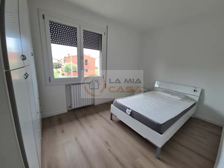 Immagine 3 di Camera in affitto  in Via Romea, n. 65/i Legnaro a Legnaro