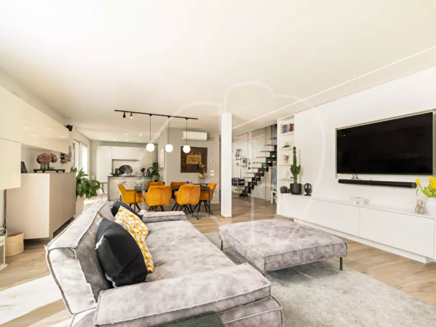 Immagine 8 di Villa in vendita  in Stradella San Maurizio - Moritzinger Feldweg a Bolzano