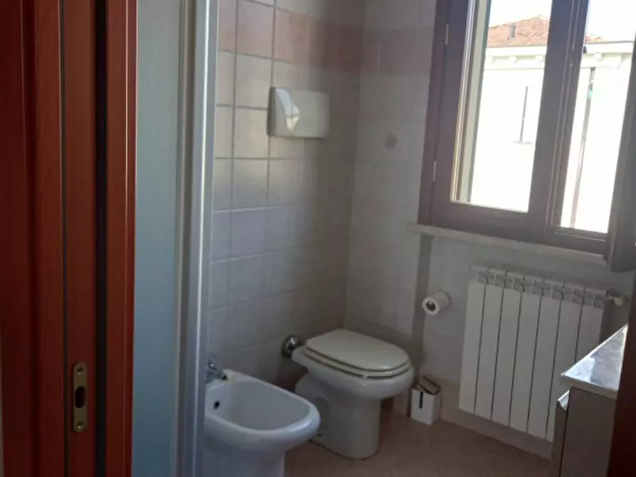 Immagine 10 di Appartamento in affitto  in Via Giovanni Boccaccio a Colorno