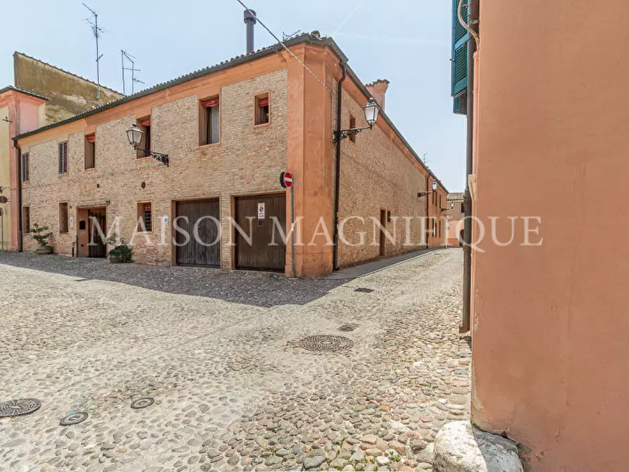 Immagine 75 di Appartamento in vendita  in Via Coperta a Ferrara