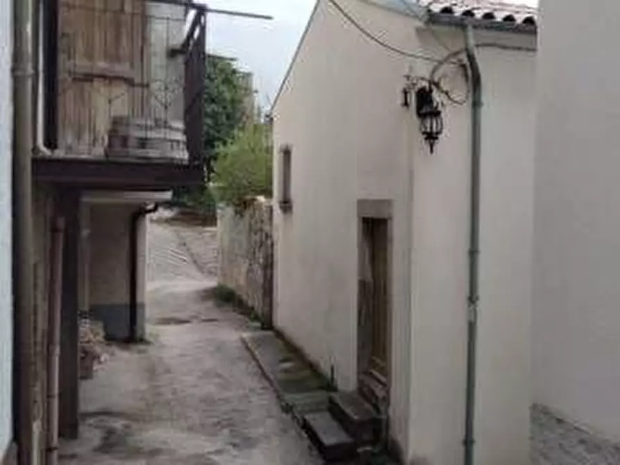 Immagine 5 di Cantina in vendita  in Aielli a Aielli