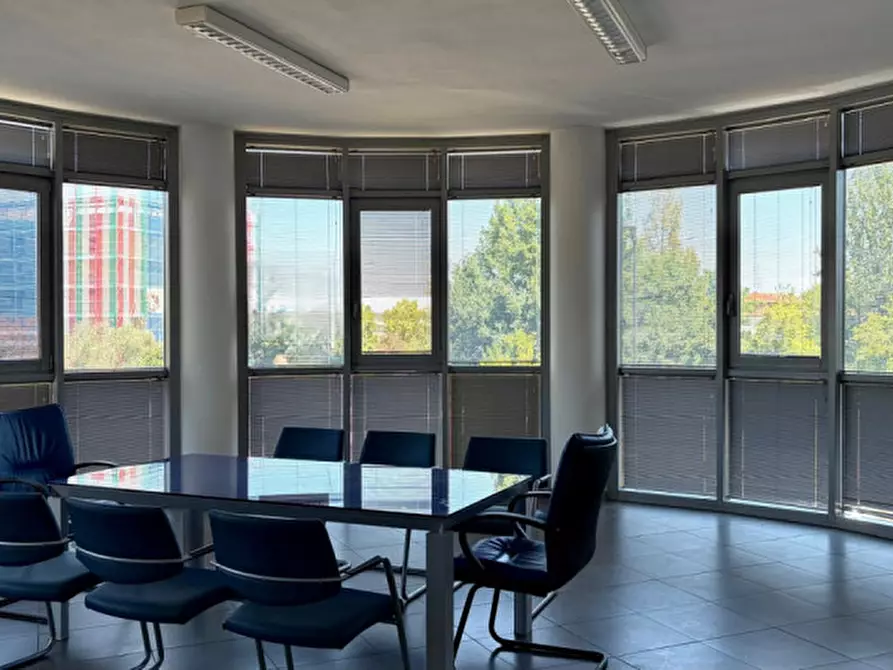 Immagine 1 di Ufficio in affitto  in Via Franklin Delano Roosevelt a Carpi