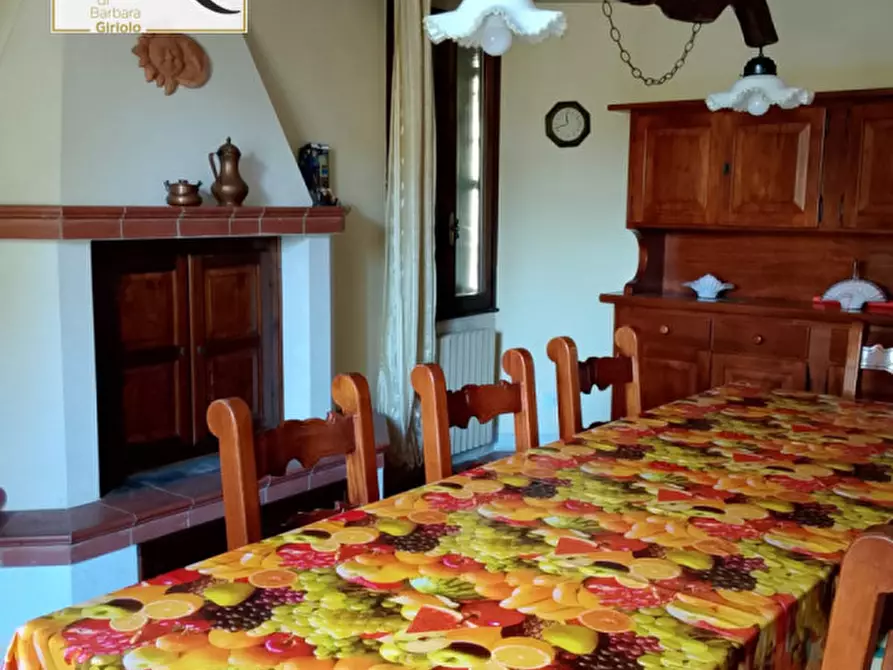 Immagine 7 di Rustico / casale in vendita  a Sant'urbano