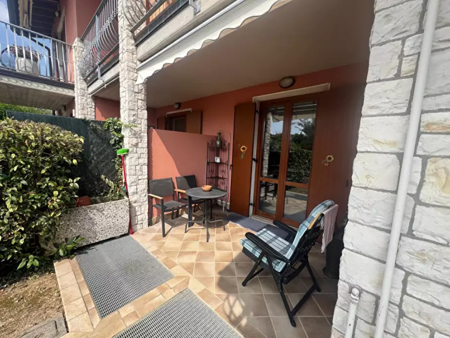 Immagine 3 di Appartamento in vendita  in vai cesare battisti, 10 a Polpenazze Del Garda