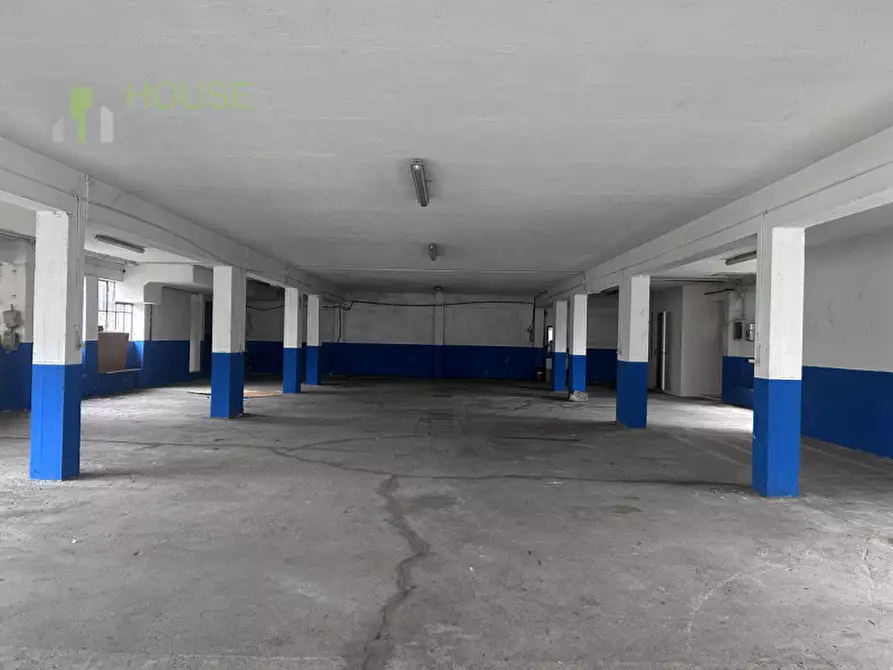 Immagine 1 di Magazzino in affitto  a Schio