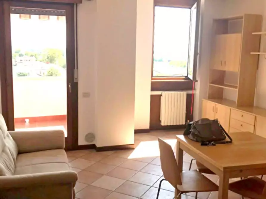 Immagine 2 di Appartamento in affitto  in via monta' 98 a Padova