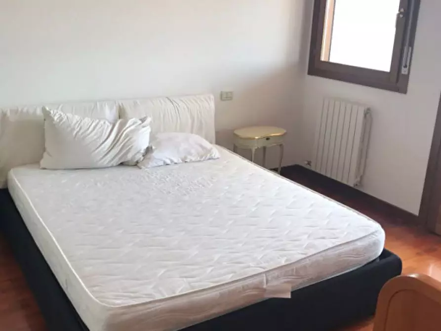 Immagine 5 di Appartamento in affitto  in via monta' 98 a Padova