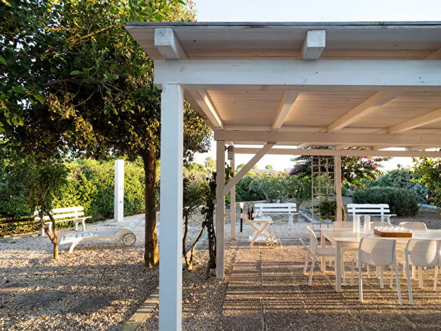Immagine 6 di Villa in vendita  in Porto Ulisse a Ispica