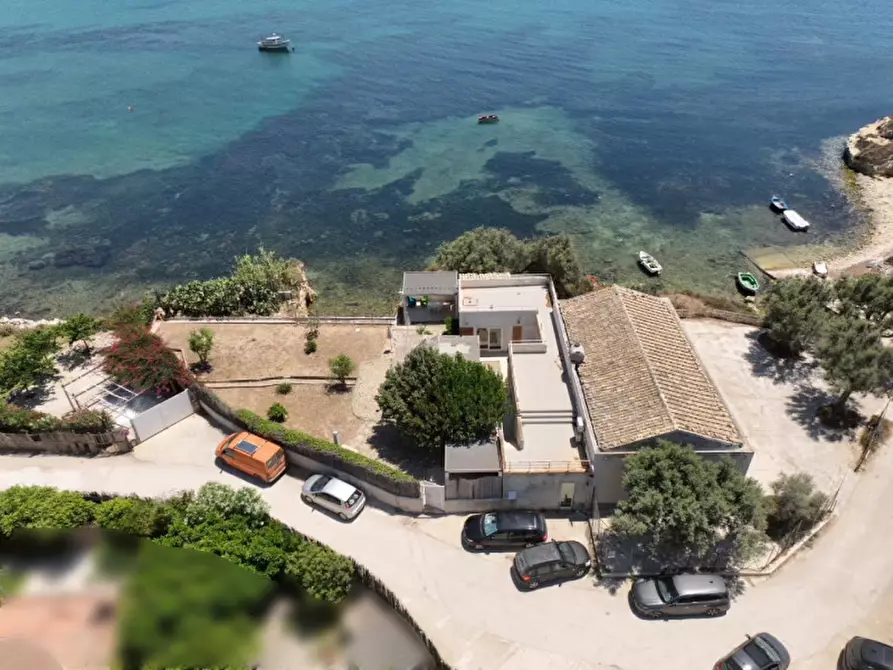 Immagine 33 di Villa in vendita  in Porto Ulisse a Ispica