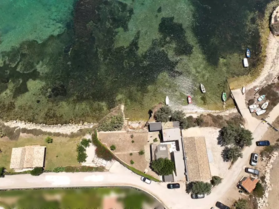Immagine 35 di Villa in vendita  in Porto Ulisse a Ispica
