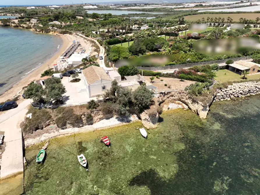 Immagine 39 di Villa in vendita  in Porto Ulisse a Ispica