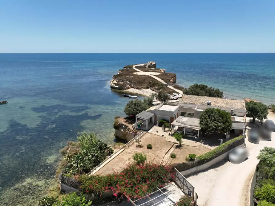 Immagine 42 di Villa in vendita  in Porto Ulisse a Ispica