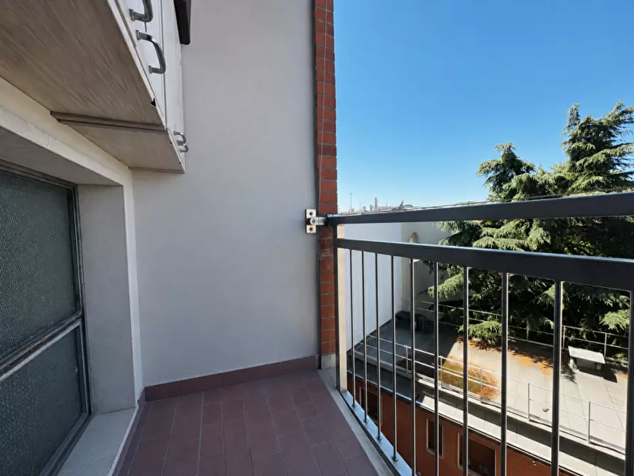 Immagine 10 di Appartamento in vendita  in Via Michelangelo Buonarroti a Milano