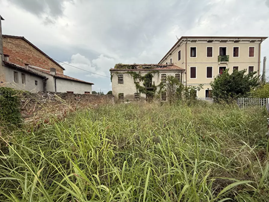Immagine 1 di Rustico / casale in vendita  a Selvazzano Dentro