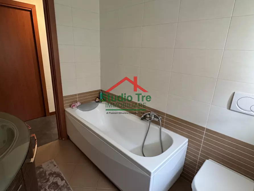 Immagine 19 di Appartamento in vendita  in via Ca' Alverà 10/a a Venezia