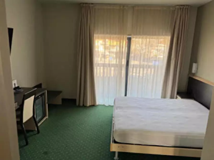 Immagine 9 di Hotel in vendita  in Piazza Martiri, 22 a Sedico