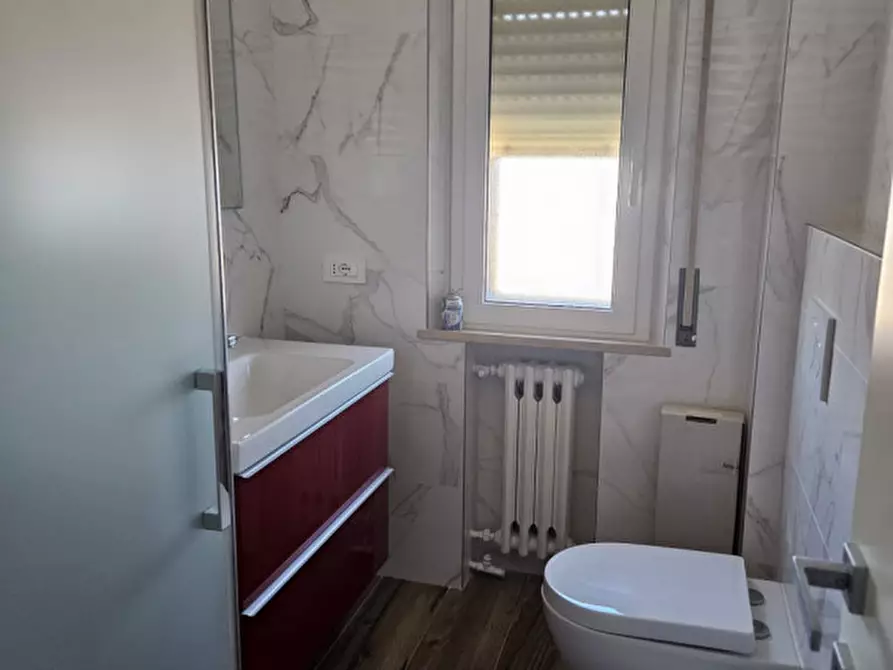 Immagine 11 di Appartamento in affitto  in VIA TAGLIAMENTO a Ancona