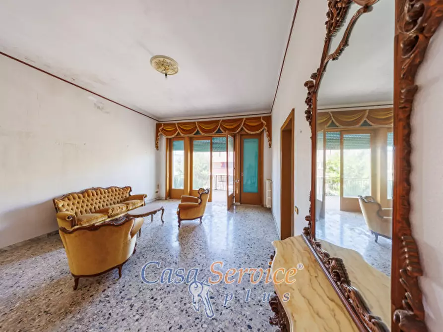 Immagine 16 di Villa in vendita  in Via Roma a Matino