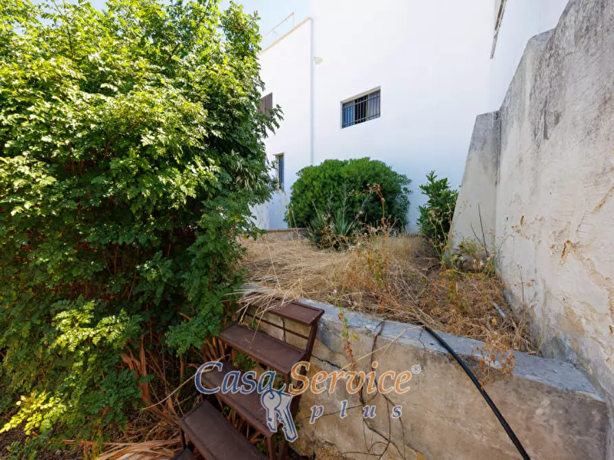 Immagine 29 di Villa in vendita  in Via Roma a Matino