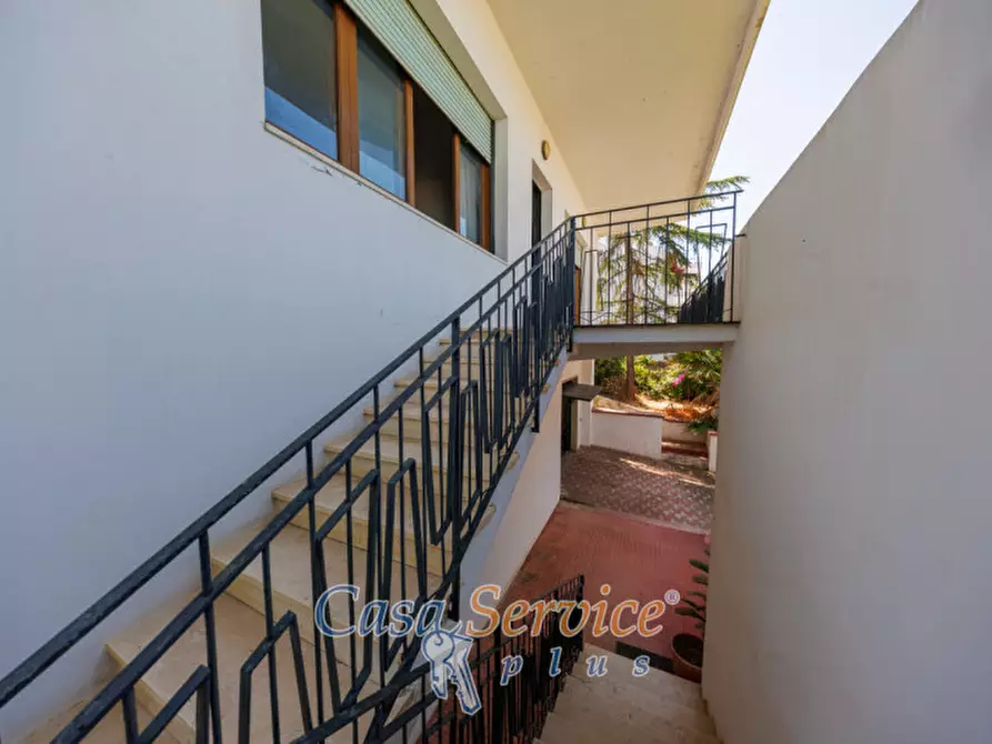 Immagine 33 di Villa in vendita  in Via Roma a Matino
