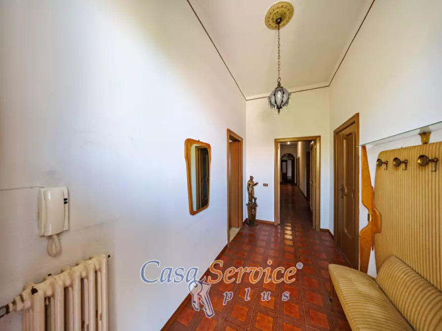 Immagine 38 di Villa in vendita  in Via Roma a Matino