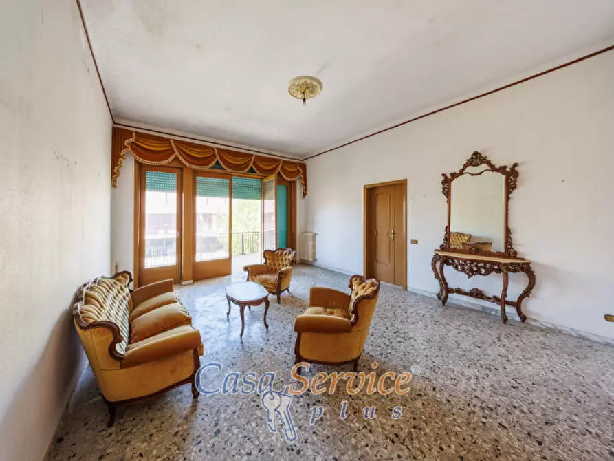 Immagine 43 di Villa in vendita  in Via Roma a Matino