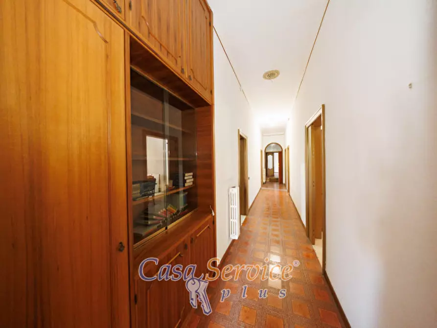 Immagine 44 di Villa in vendita  in Via Roma a Matino