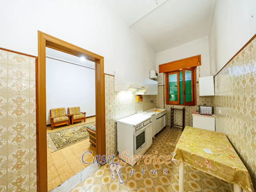 Immagine 46 di Villa in vendita  in Via Roma a Matino